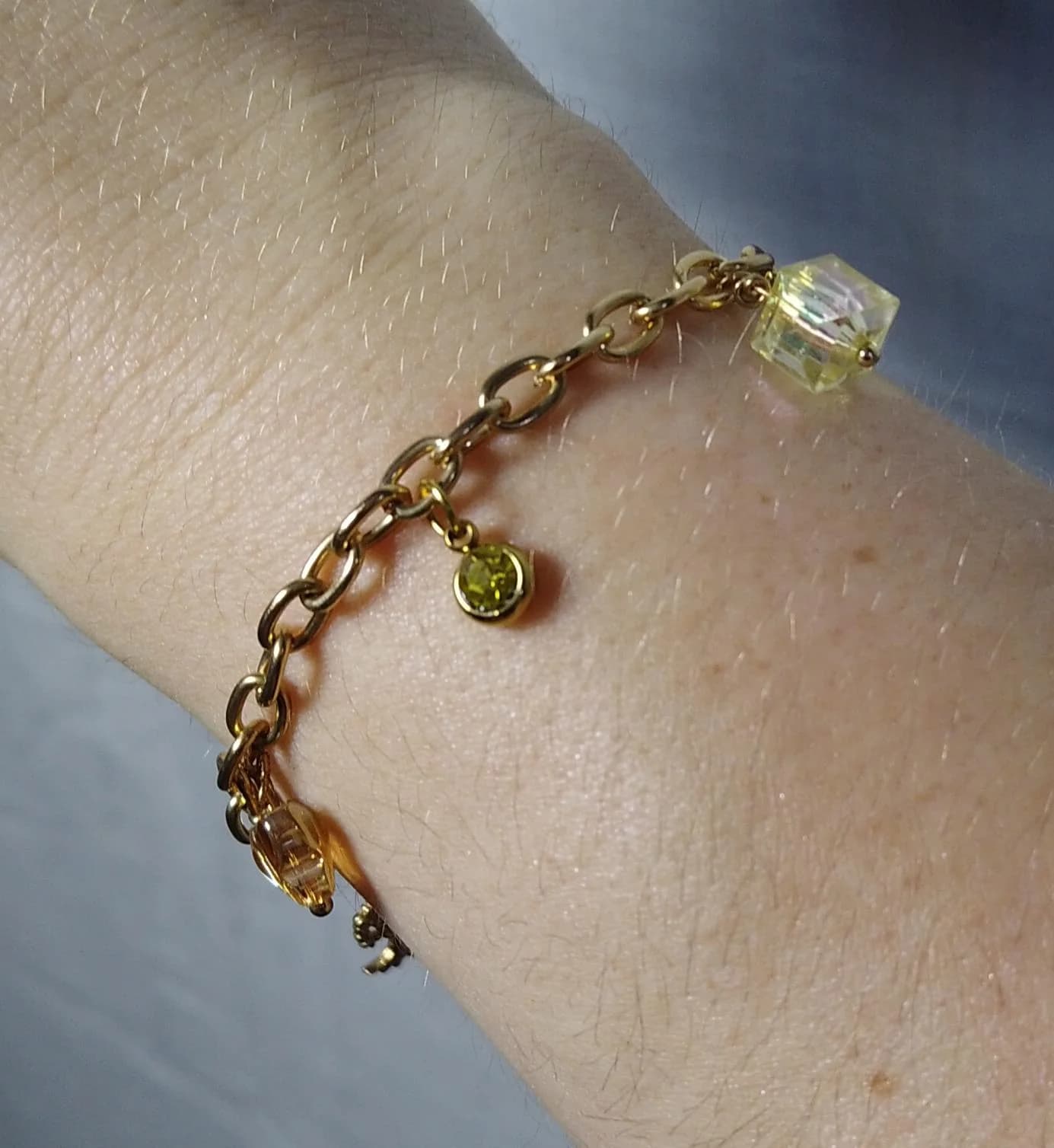 Bracelet Golden Sun Charm 🟨 (pièce unique) — photo 2